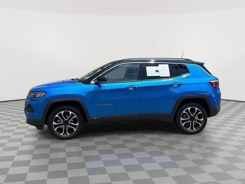 Used 2022 Jeep Compass Limited AWD/4WD image 6