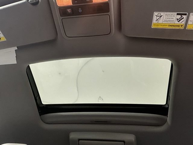 Used 2019 Honda Pilot Touring image 34