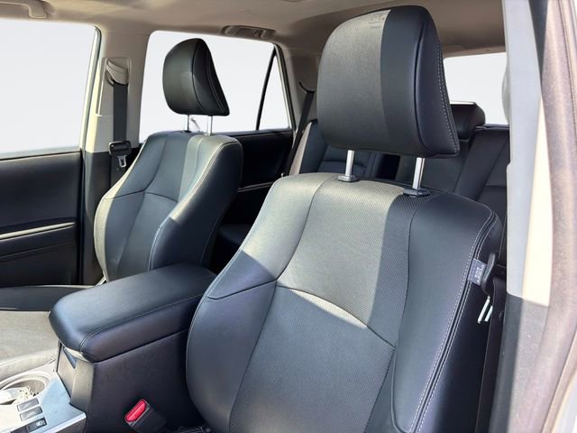 Used 2018 Toyota 4Runner Limited AWD/4WD image 22