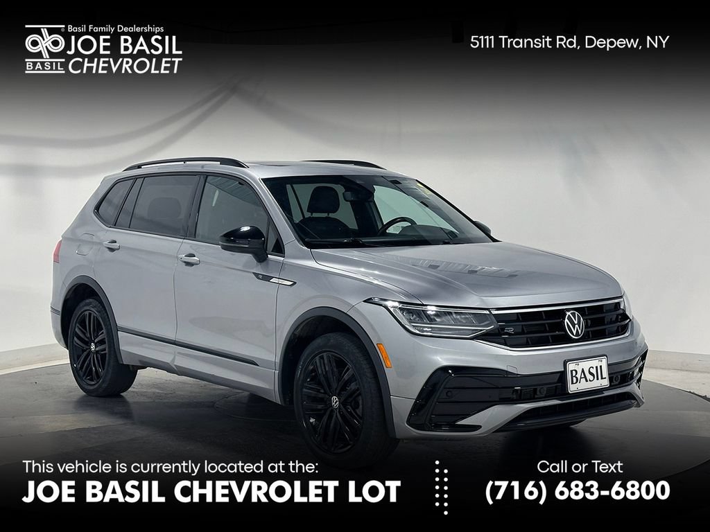 Used 2022 Volkswagen Tiguan SE R-Line