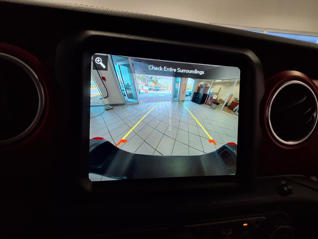 Used 2023 Jeep Gladiator Rubicon w/ Trailer Tow Package image 24