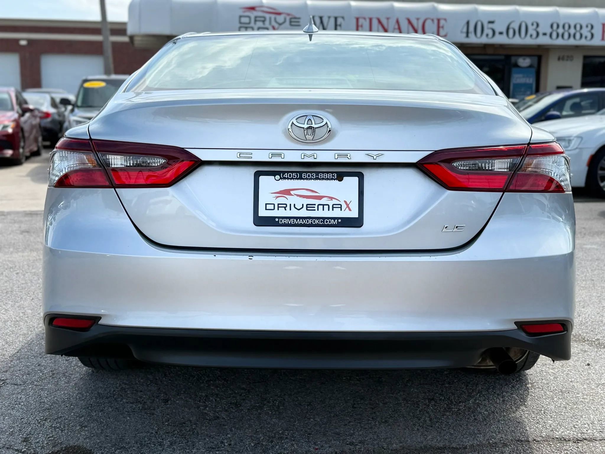 Used 2023 Toyota Camry LE image 4