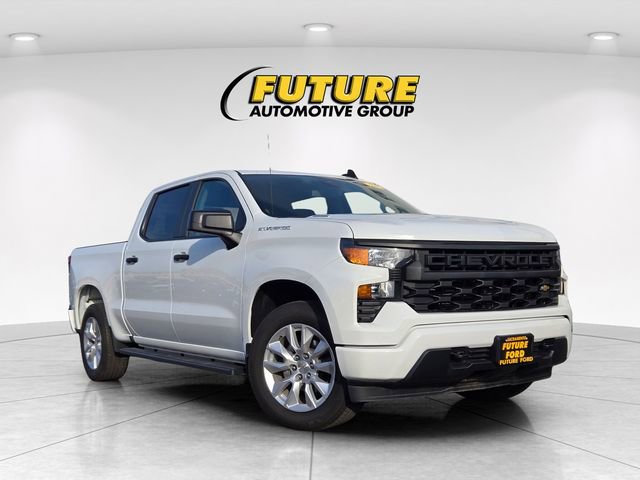 Used 2024 Chevrolet Silverado 1500 Custom image 1