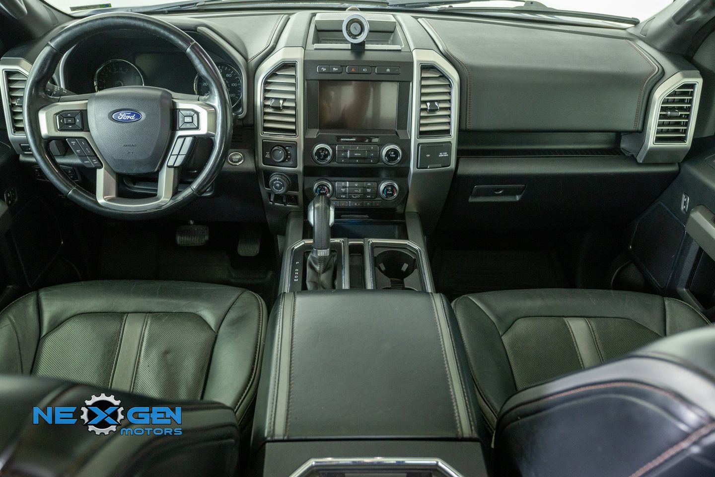 Used 2019 Ford F150 Platinum w/ Equipment Group 701A Luxury AWD/4WD image 34