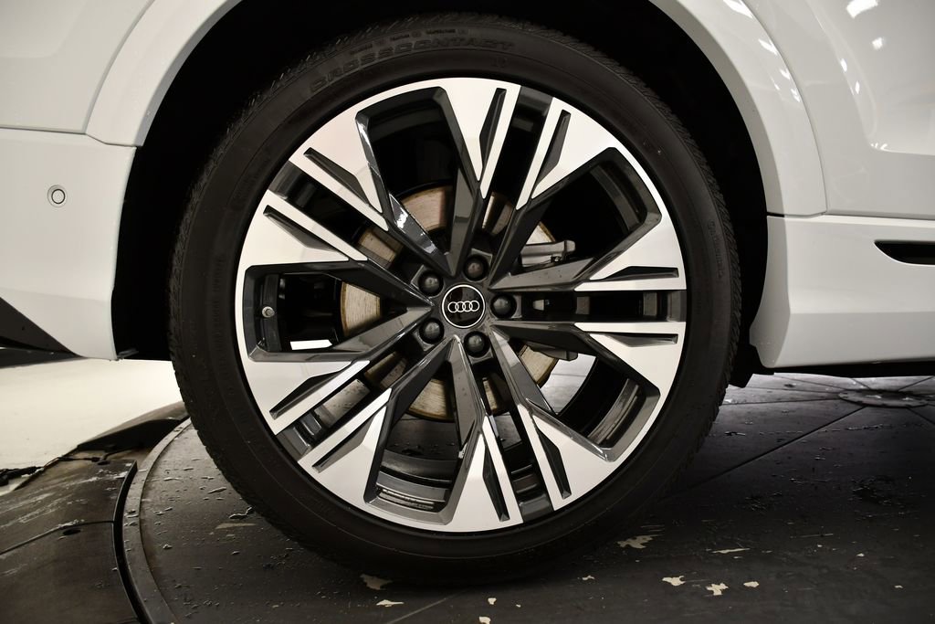 New 2026 Audi Q8 Premium Plus image 16