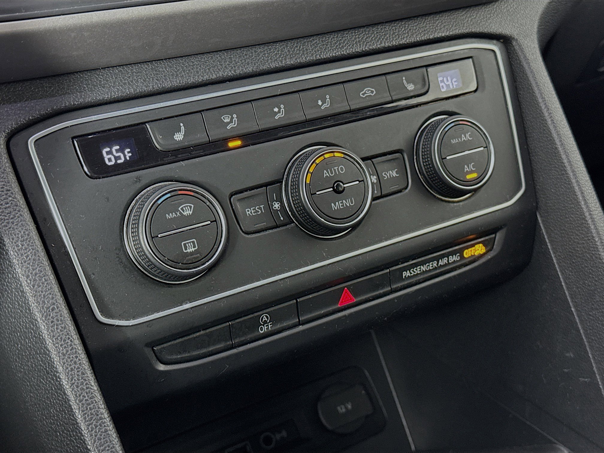 Used 2021 Volkswagen Atlas SE w/ Panoramic Sunroof Package image 15