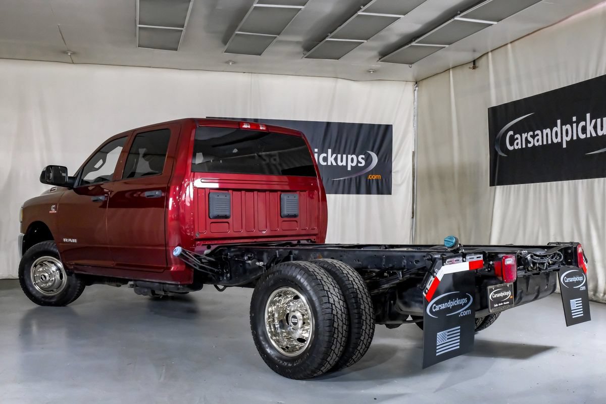 Used 2022 RAM 3500 Tradesman w/ Chrome Appearance Group AWD/4WD image 10