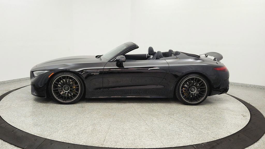 Used 2023 Mercedes-Benz SL 63 AMG 4MATIC image 2