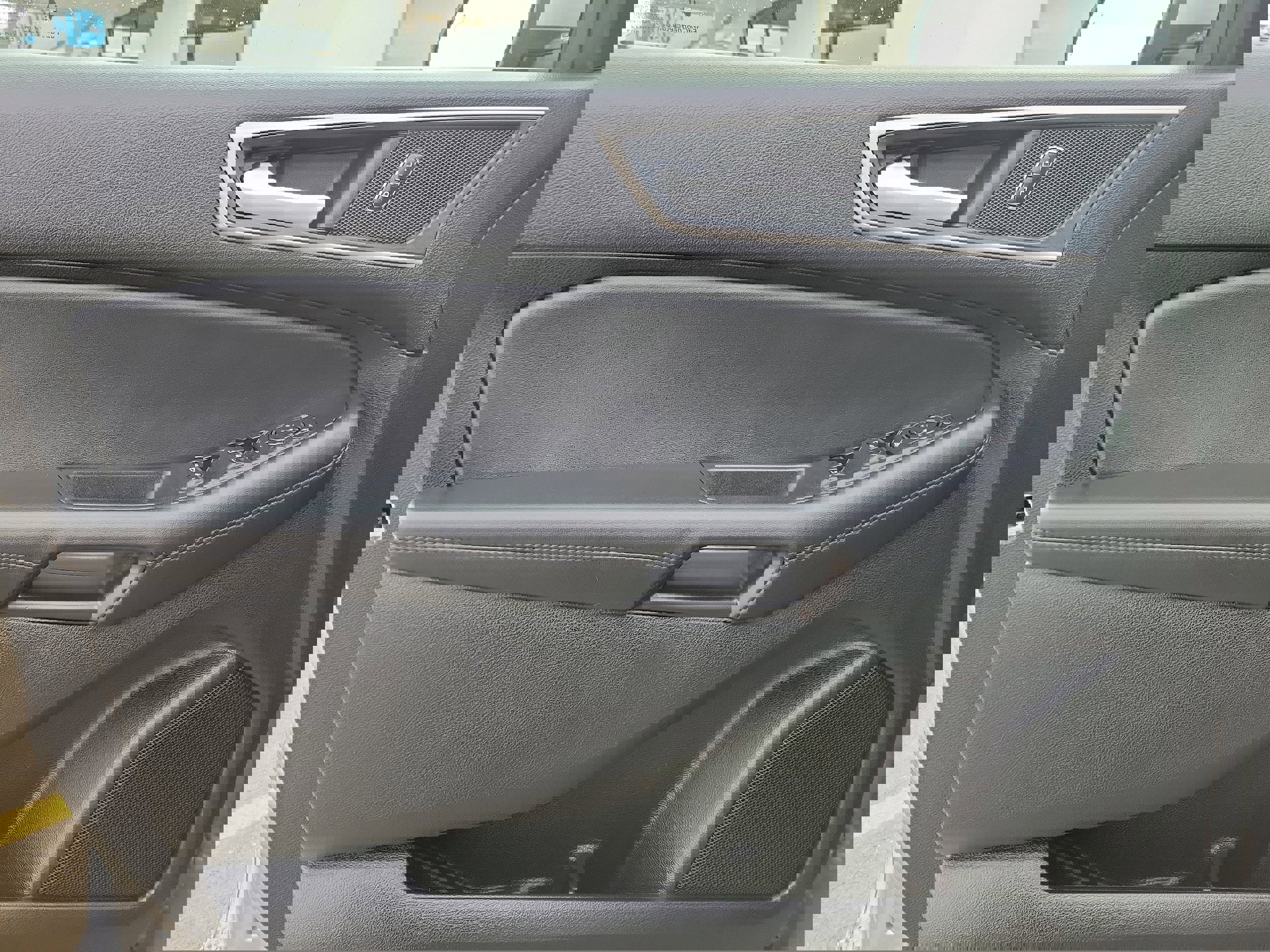 Used 2024 Ford Edge SEL w/ Convenience Package image 17