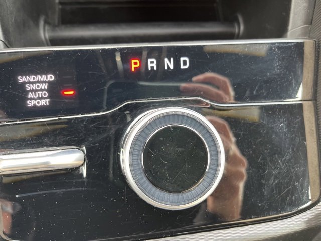 Used 2024 Jeep Grand Cherokee Limited image 26