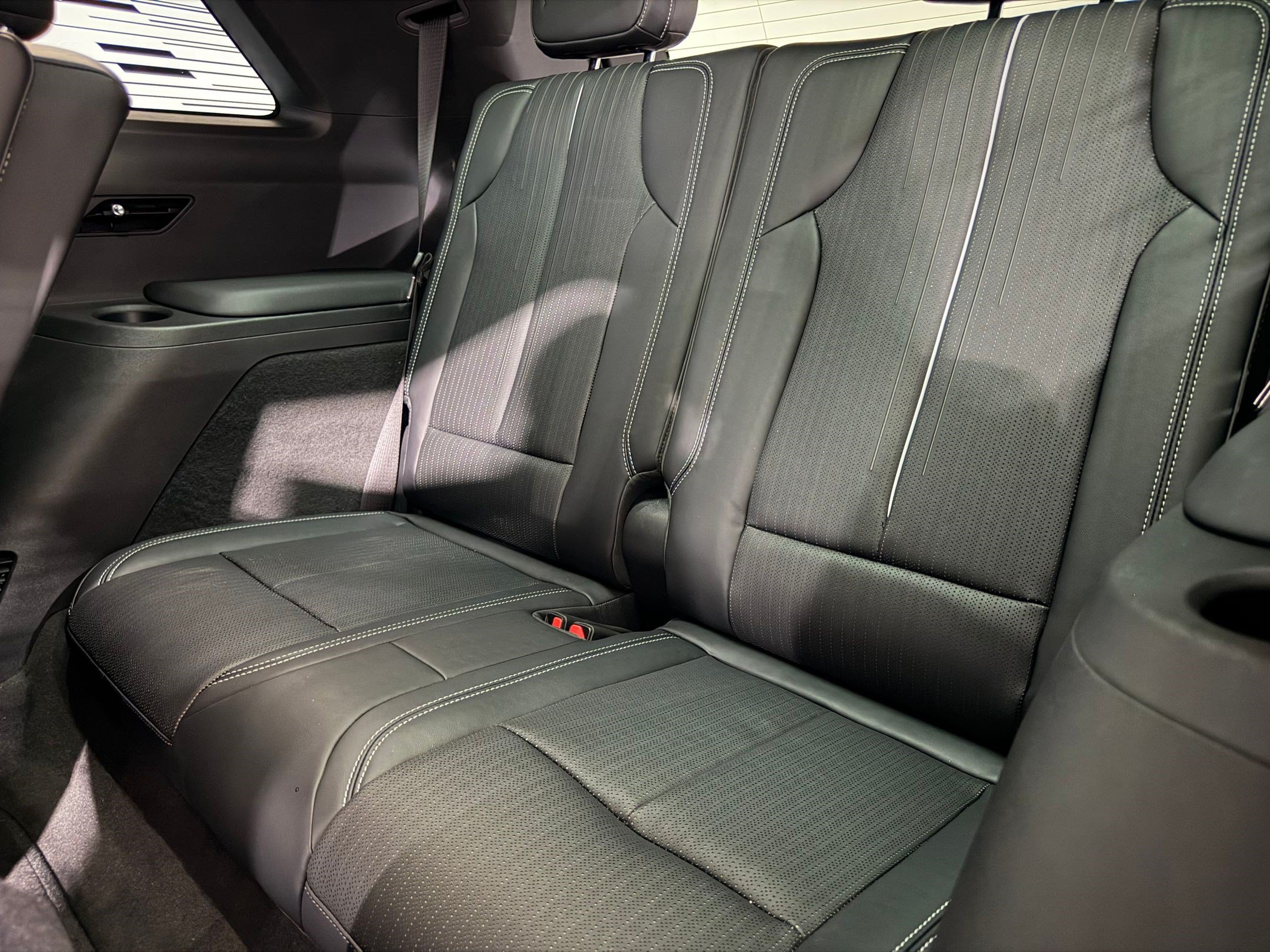 New 2026 Cadillac Vistiq Luxury AWD/4WD image 44
