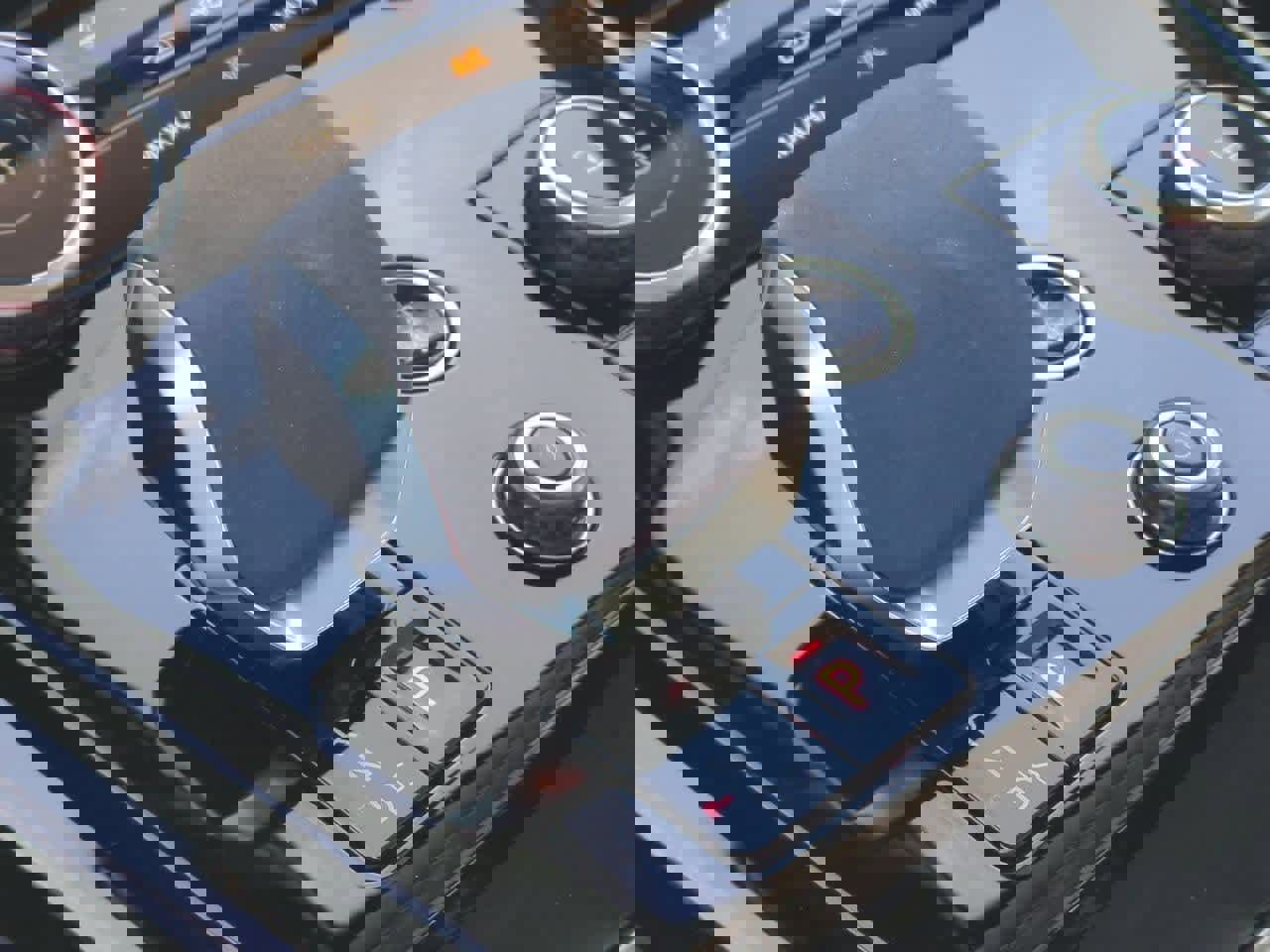 Used 2023 Land Rover Range Rover Sport SE image 32