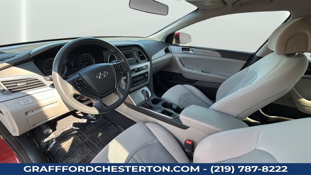 Used 2015 Hyundai Sonata SE FWD image 14