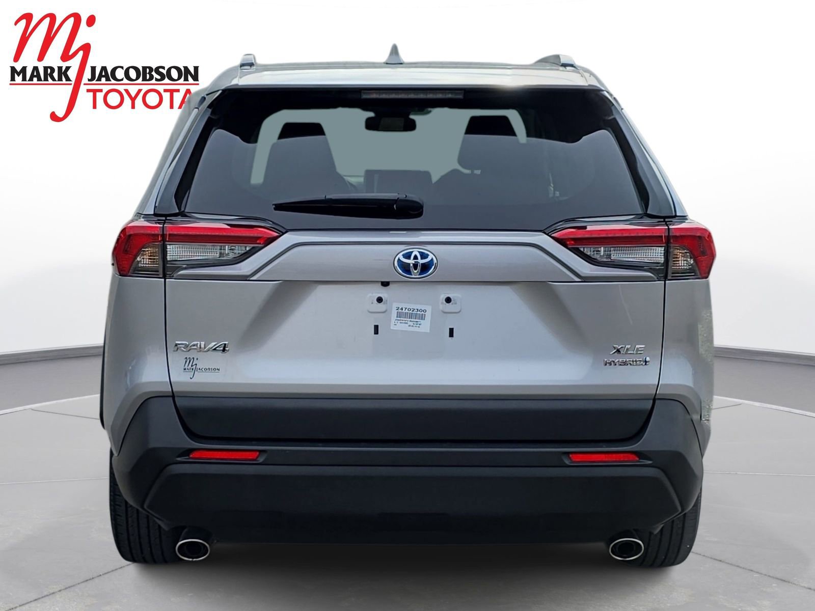 Used 2024 Toyota RAV4 XLE image 11