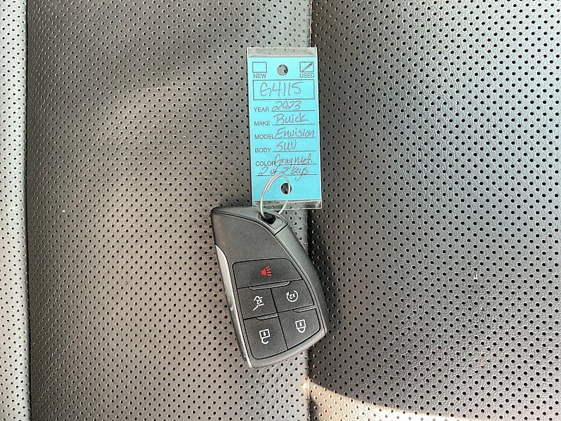 Used 2023 Buick Envision Essence image 16