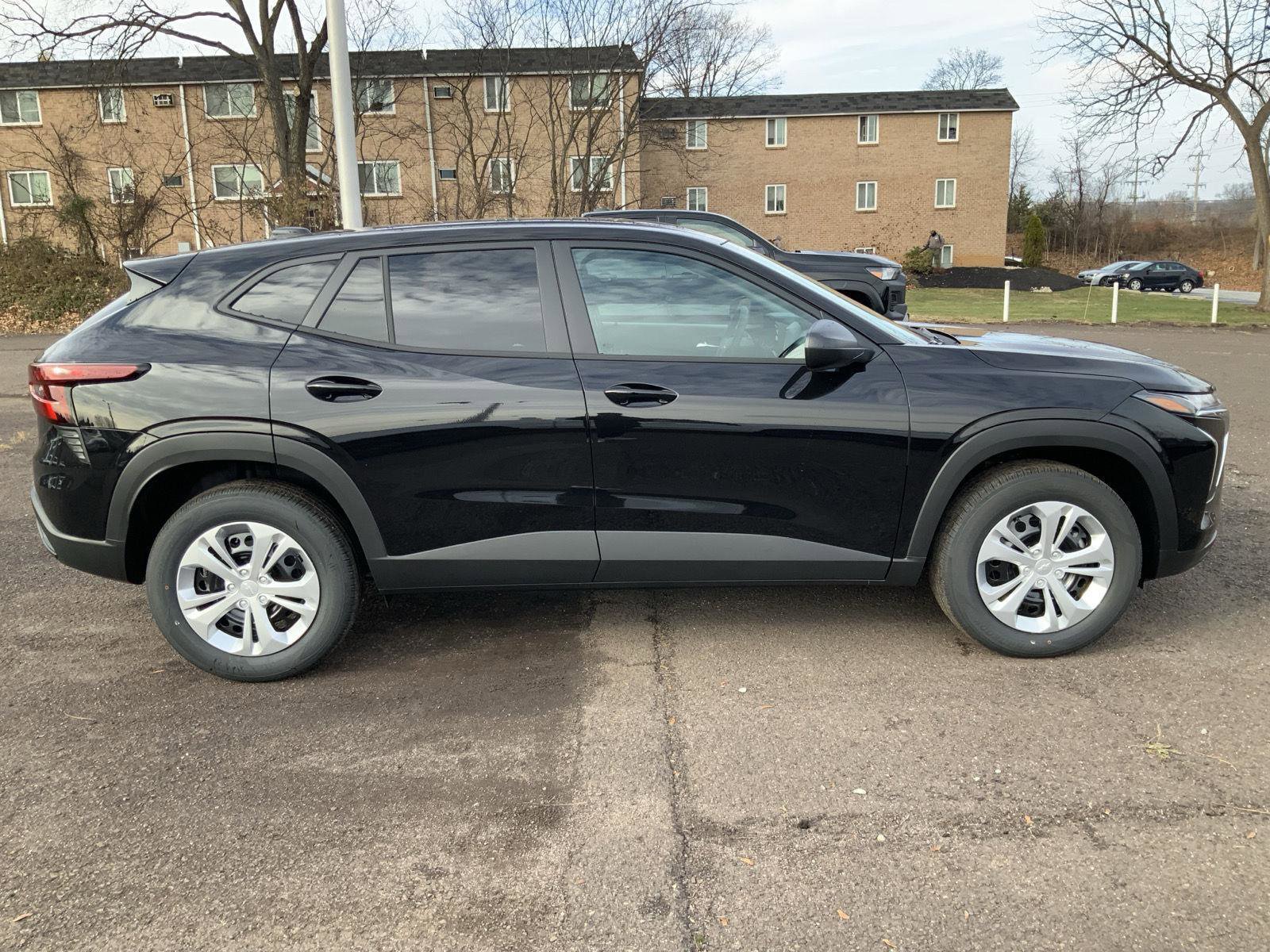 New 2026 Chevrolet Trax LS w/ Driver Confidence Package image 8