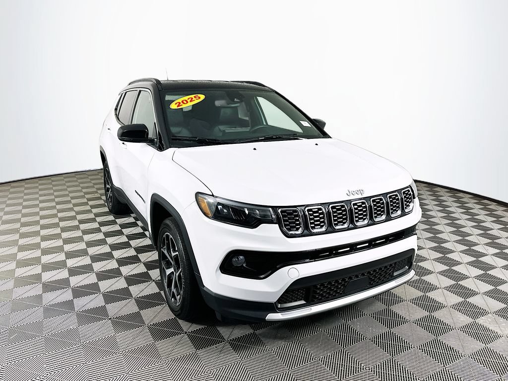 Certified 2025 Jeep Compass Limited AWD/4WD image 2