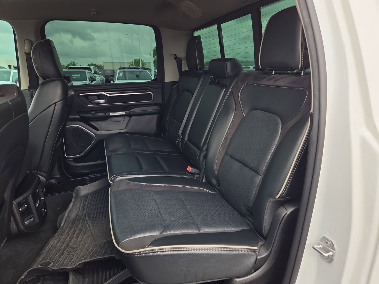 Used 2022 RAM 1500 Laramie RWD image 13