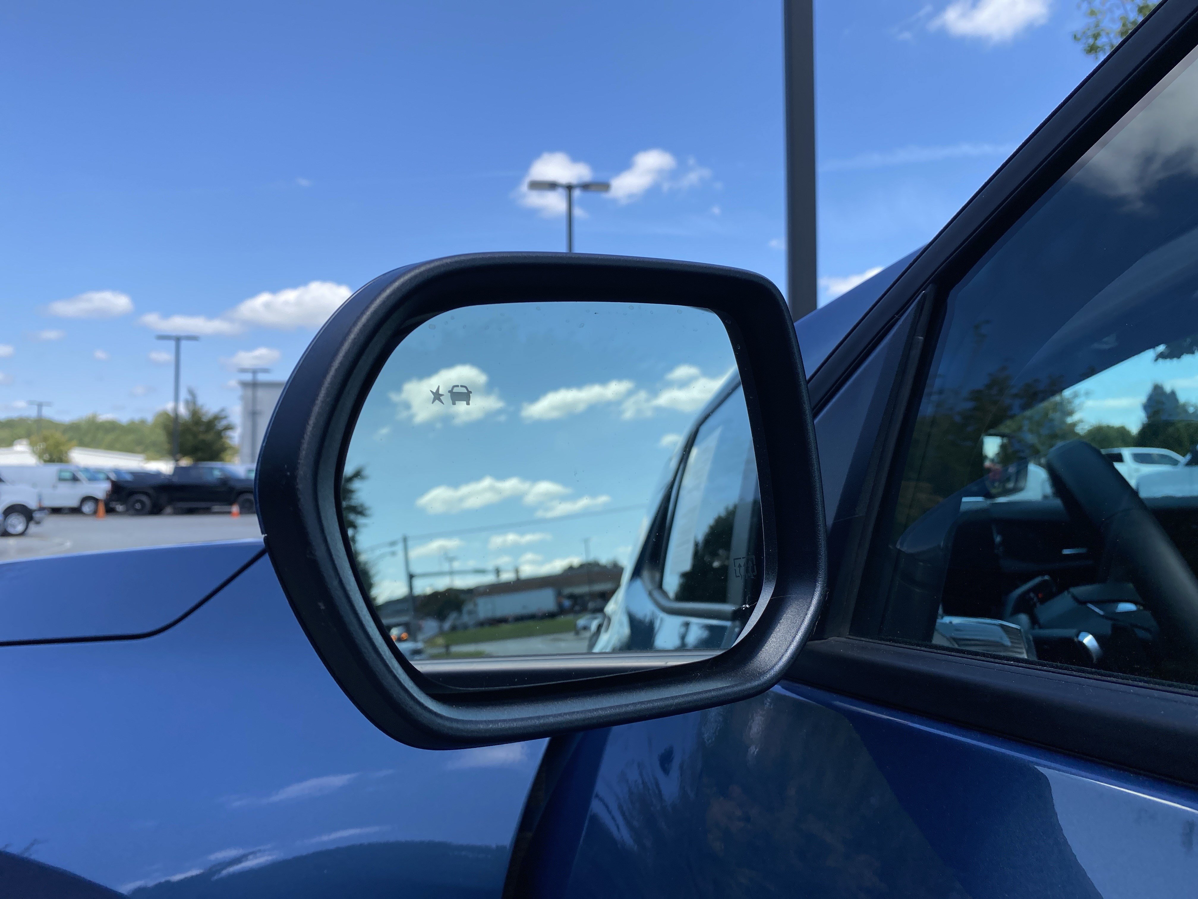 Used 2027 Chevrolet Equinox LT FWD image 39
