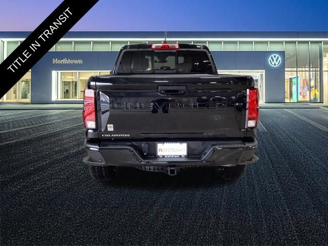 Used 2023 Chevrolet Colorado Trail Boss w/ Technology Package AWD/4WD image 3
