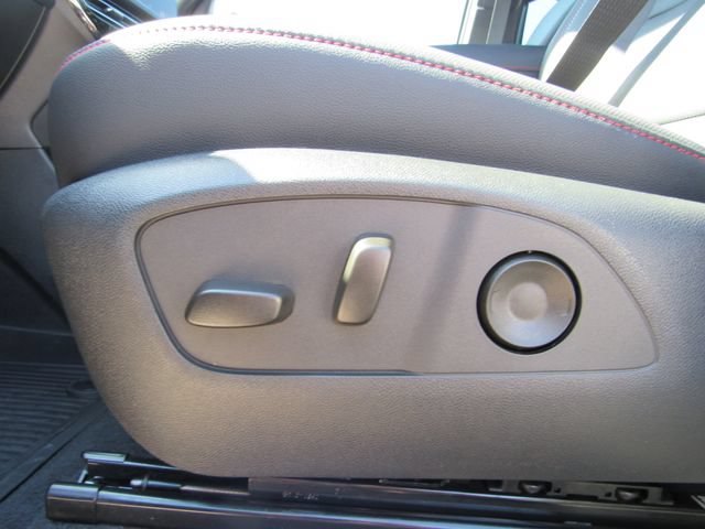 Used 2026 Chevrolet Traverse Z71 w/ Enhanced Driving Package AWD/4WD image 13