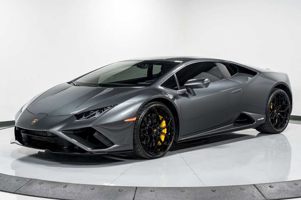 Used 2023 Lamborghini Huracan EVO image 7