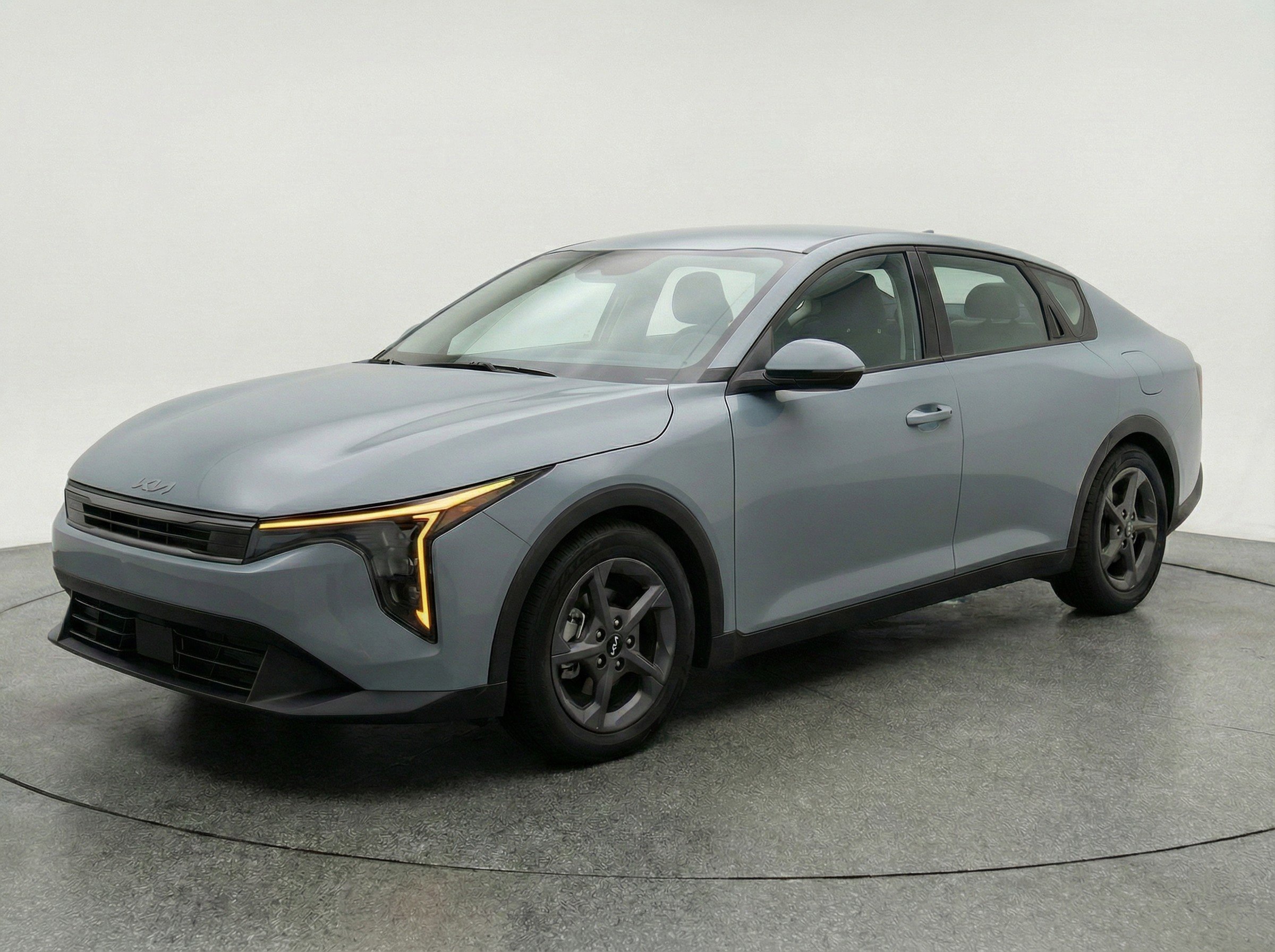 Used 2025 Kia K4 FWD image 3