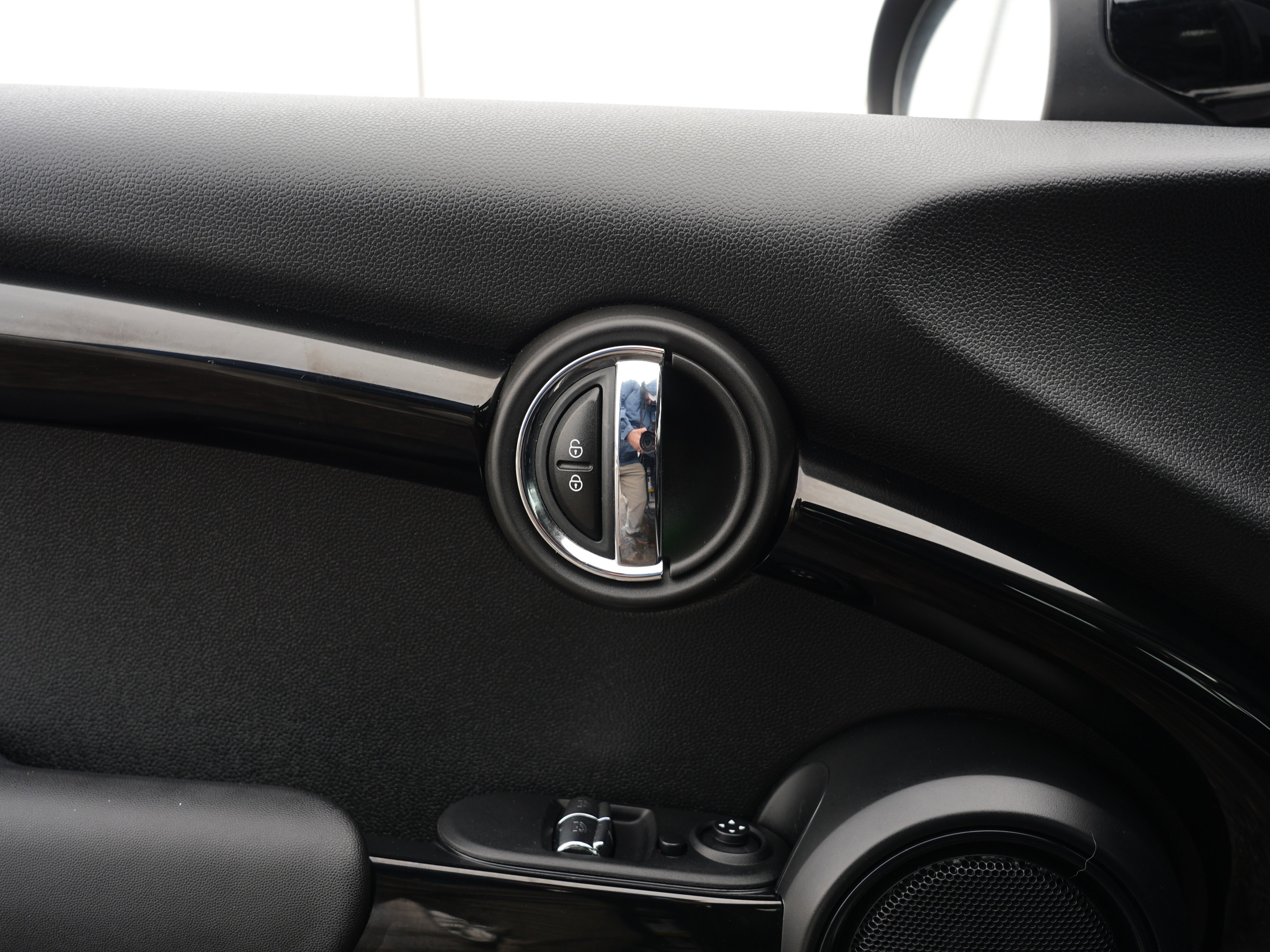 Used 2020 MINI Cooper S FWD image 23