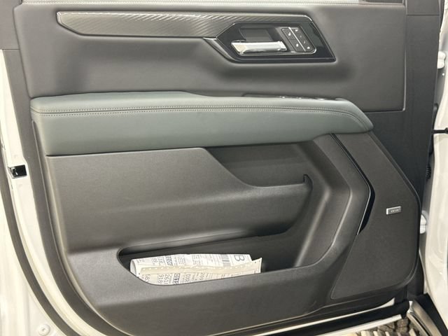 New 2026 GMC Yukon XL AT4 w/ AT4 Premium Plus Package AWD/4WD image 23