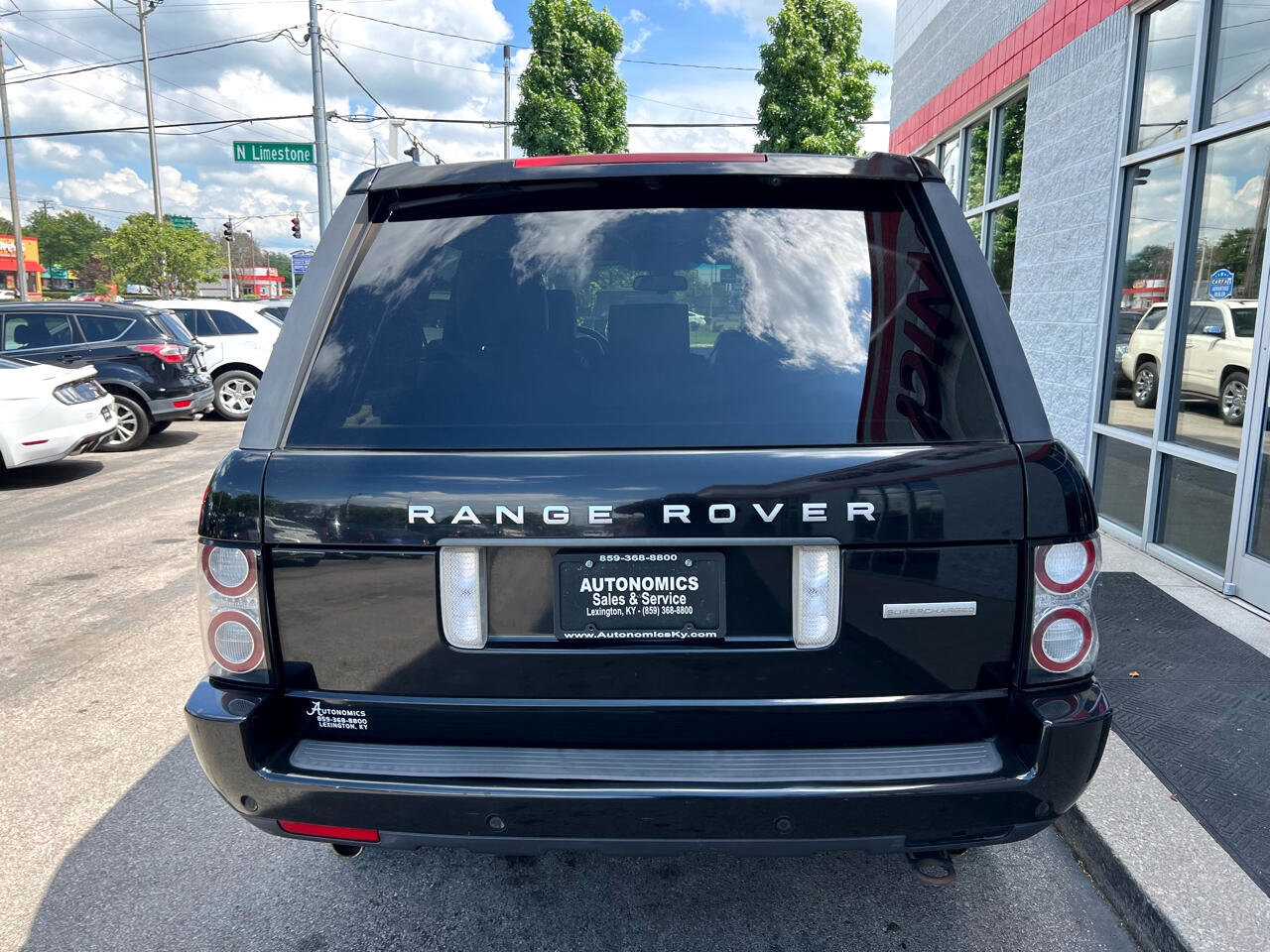 Used 2011 Land Rover Range Rover Supercharged image 6