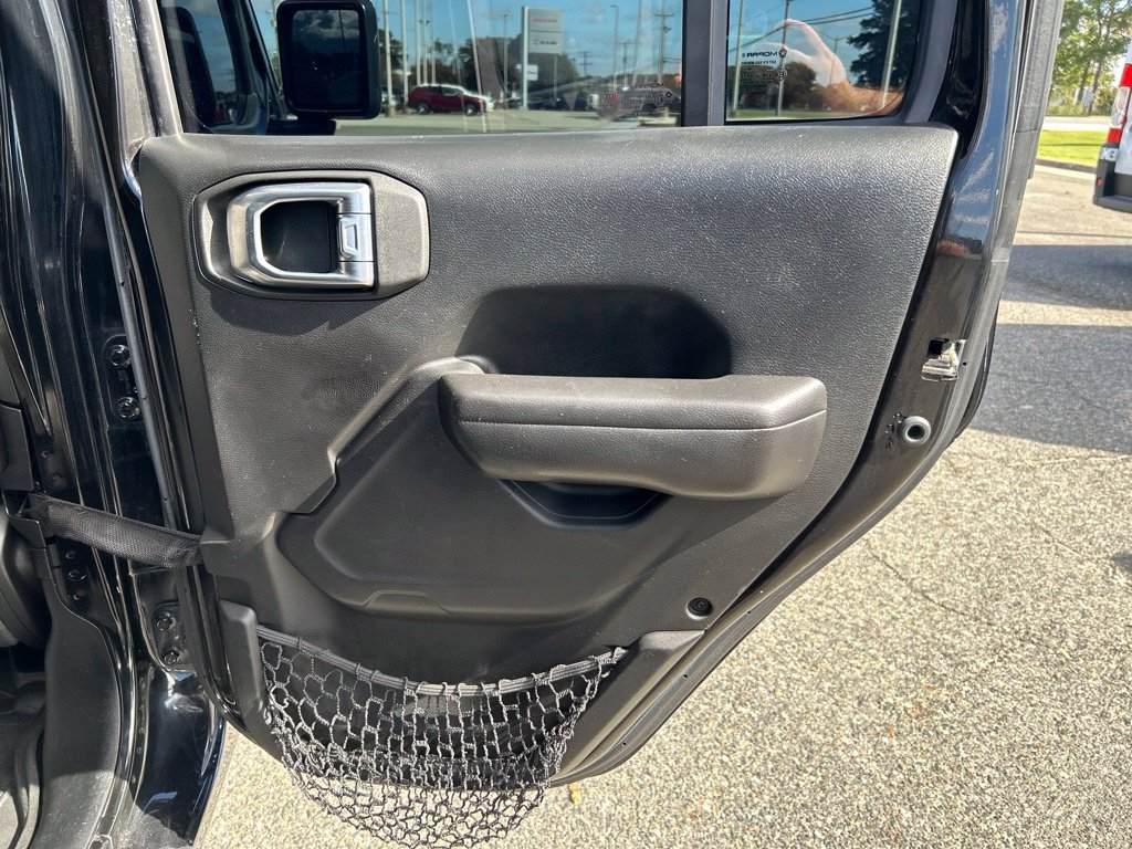 Used 2019 Jeep Wrangler Unlimited Sport S AWD/4WD image 19