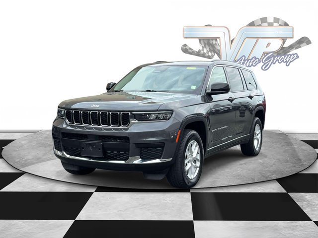 Used 2022 Jeep Grand Cherokee L Laredo w/ Luxury Tech Group I AWD/4WD image 3