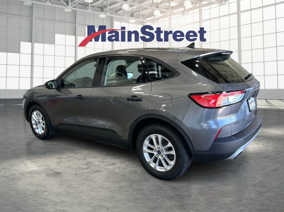 Used 2022 Ford Escape S FWD image 3