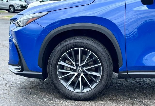 Used 2025 Lexus NX 350 AWD w/ Accessory Package (2T) image 8