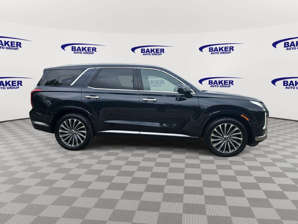 Used 2024 Hyundai Palisade Calligraphy AWD/4WD image 4