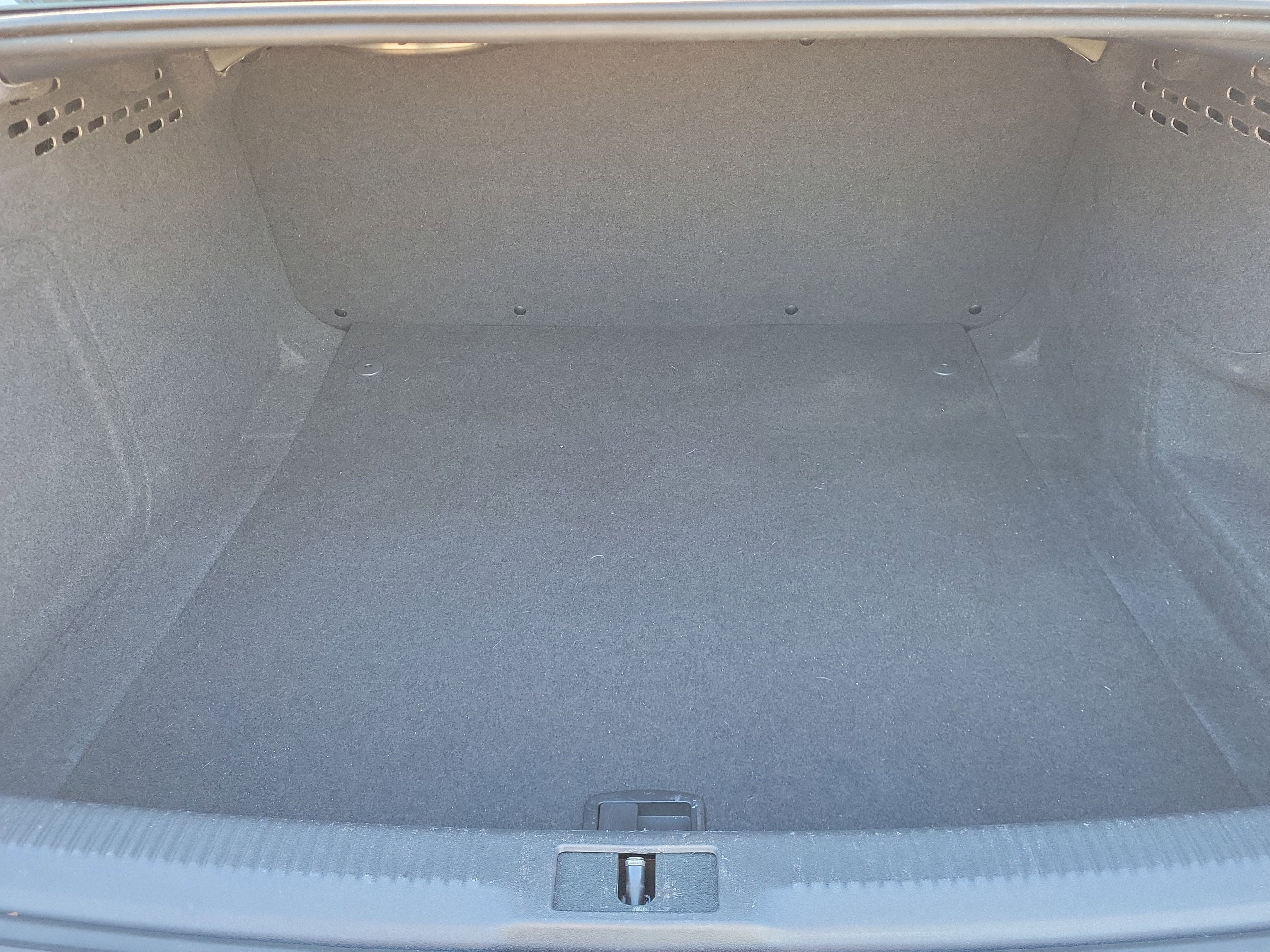 Used 2013 Audi A4 2.0T Premium w/ Convenience Pkg image 29