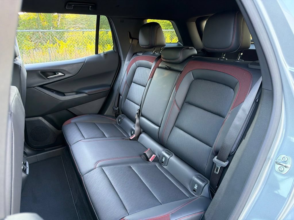 New 2027 Chevrolet Equinox RS w/ Convenience Package III AWD/4WD image 21