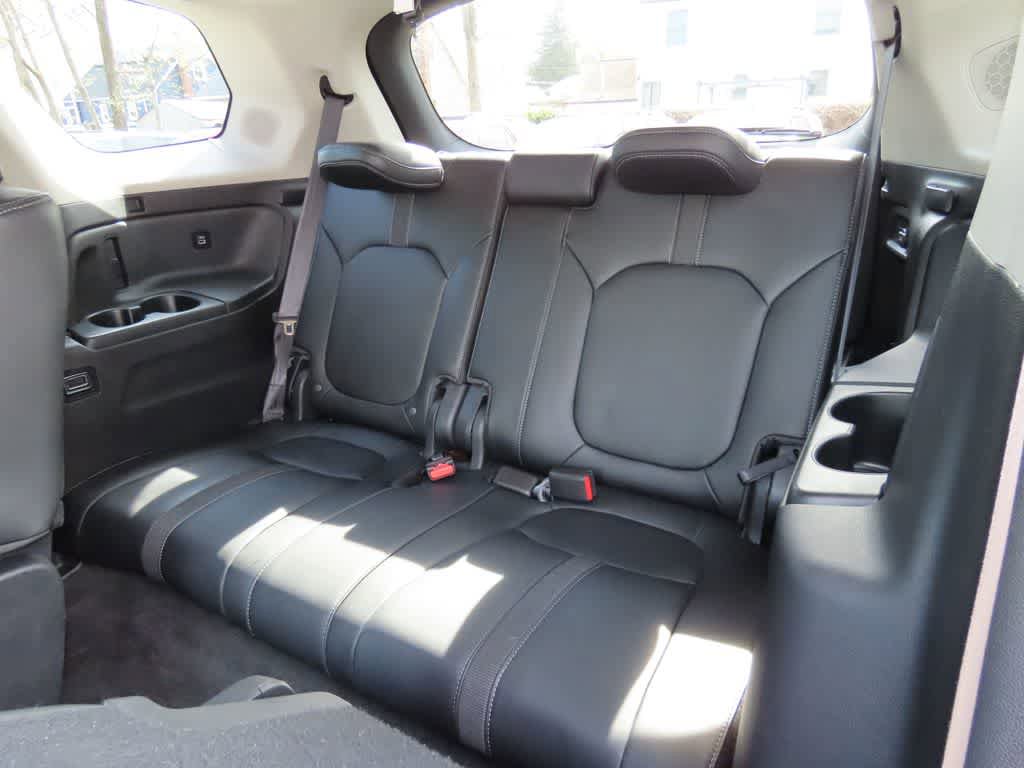 Certified 2023 Honda Pilot Touring image 16