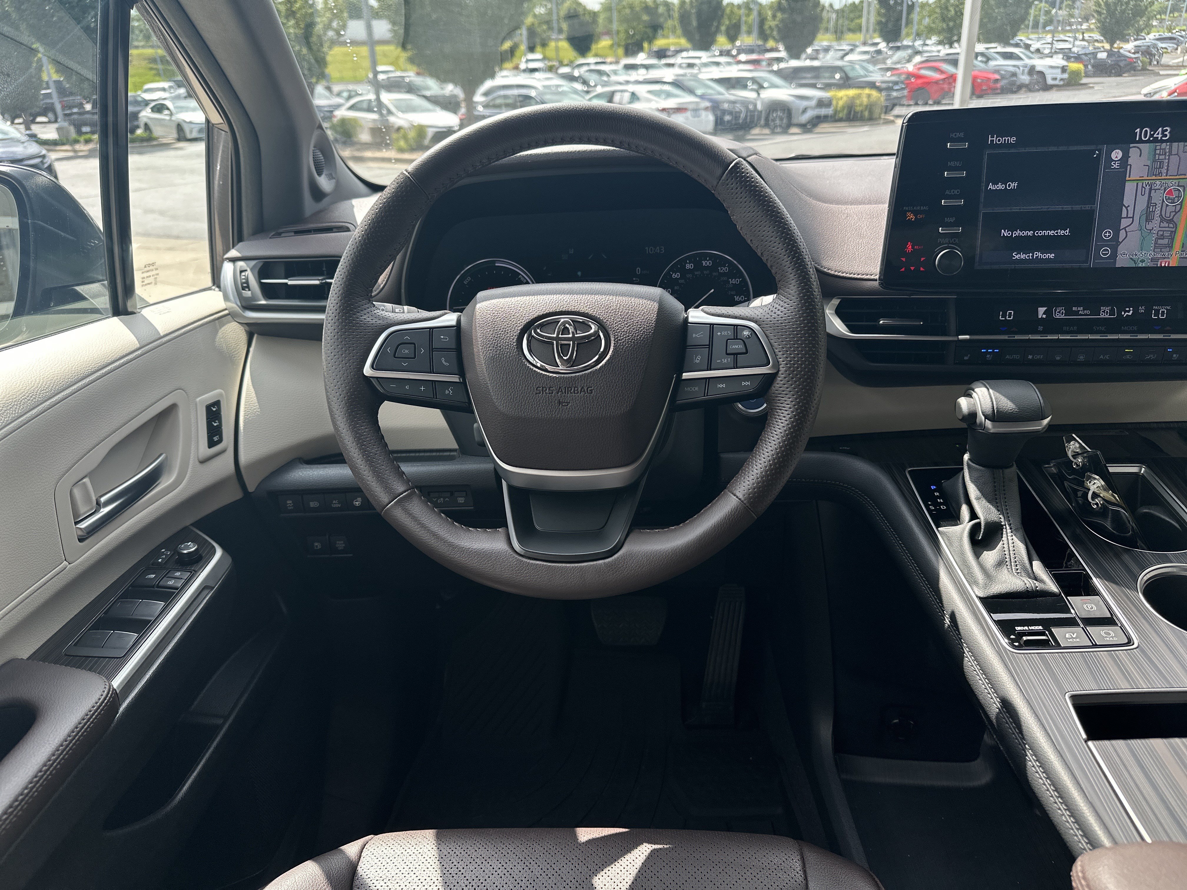 Certified 2024 Toyota Sienna Platinum AWD/4WD image 16