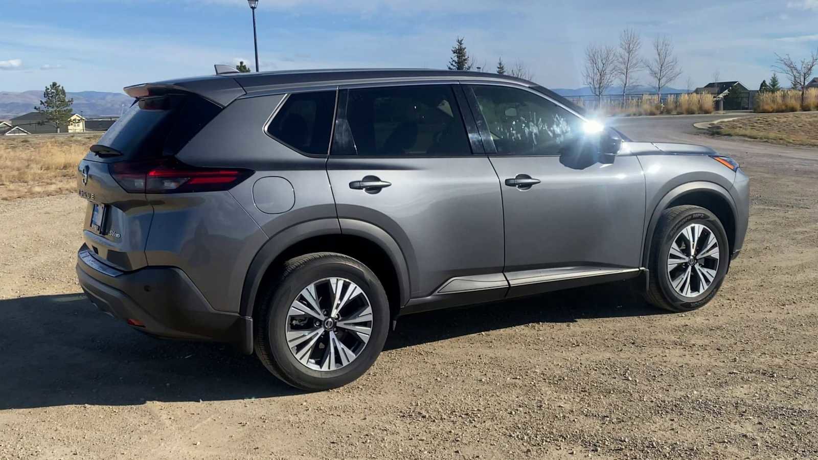 Used 2021 Nissan Rogue SV image 9