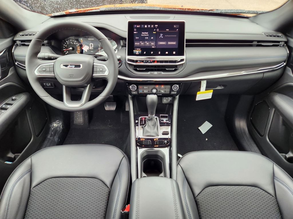 New 2026 Jeep Compass Latitude image 20