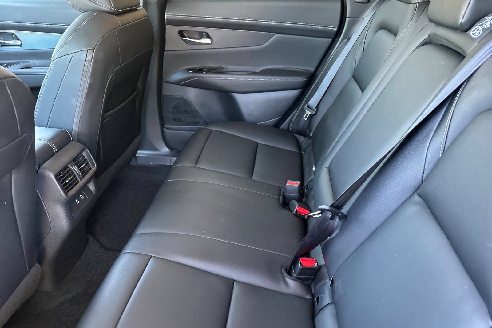 Used 2025 Nissan Murano SL AWD/4WD image 12