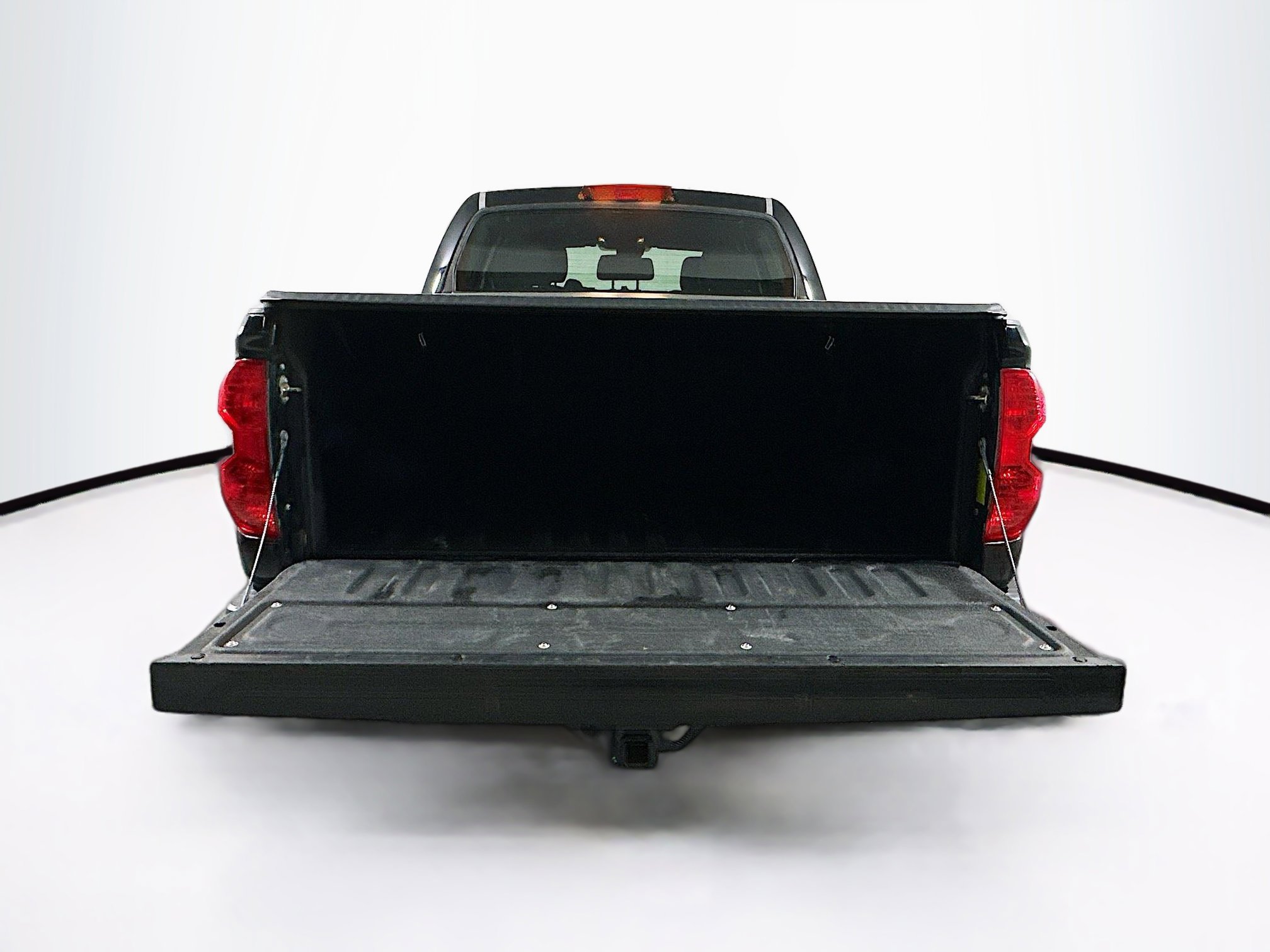 Used 2018 Toyota Tundra SR5 w/ SR5 Upgrade Package image 27