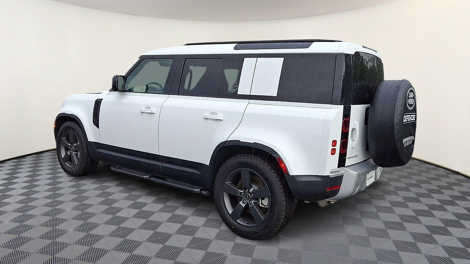 Certified 2025 Land Rover Defender 110 S AWD/4WD image 6