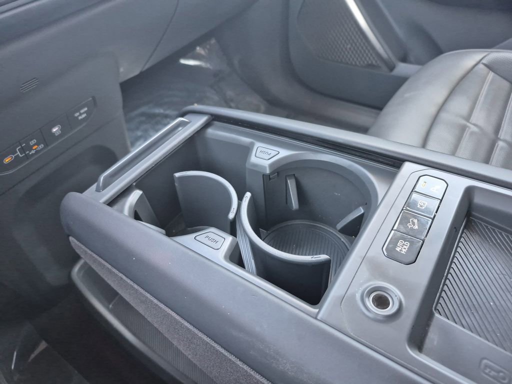 Certified 2024 Kia EV9 Land image 27