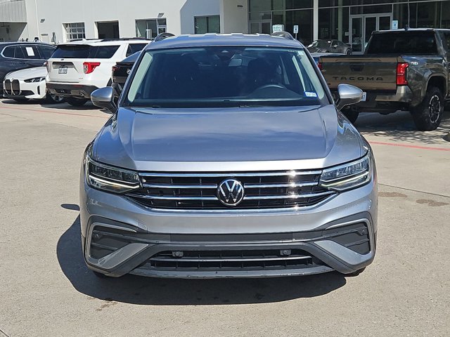 Used 2024 Volkswagen Tiguan S video 2