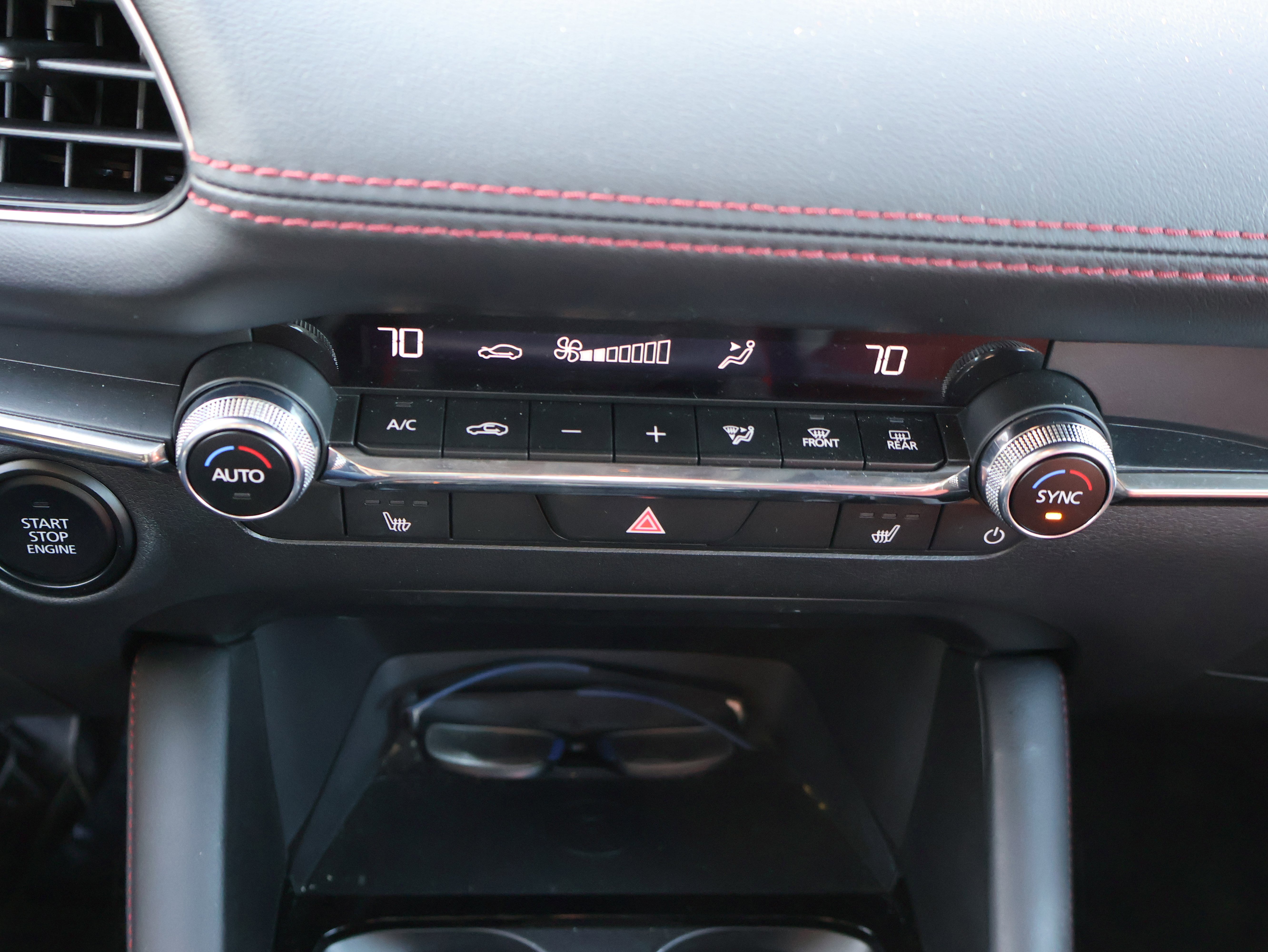 Certified 2025 MAZDA MAZDA3 Carbon image 26