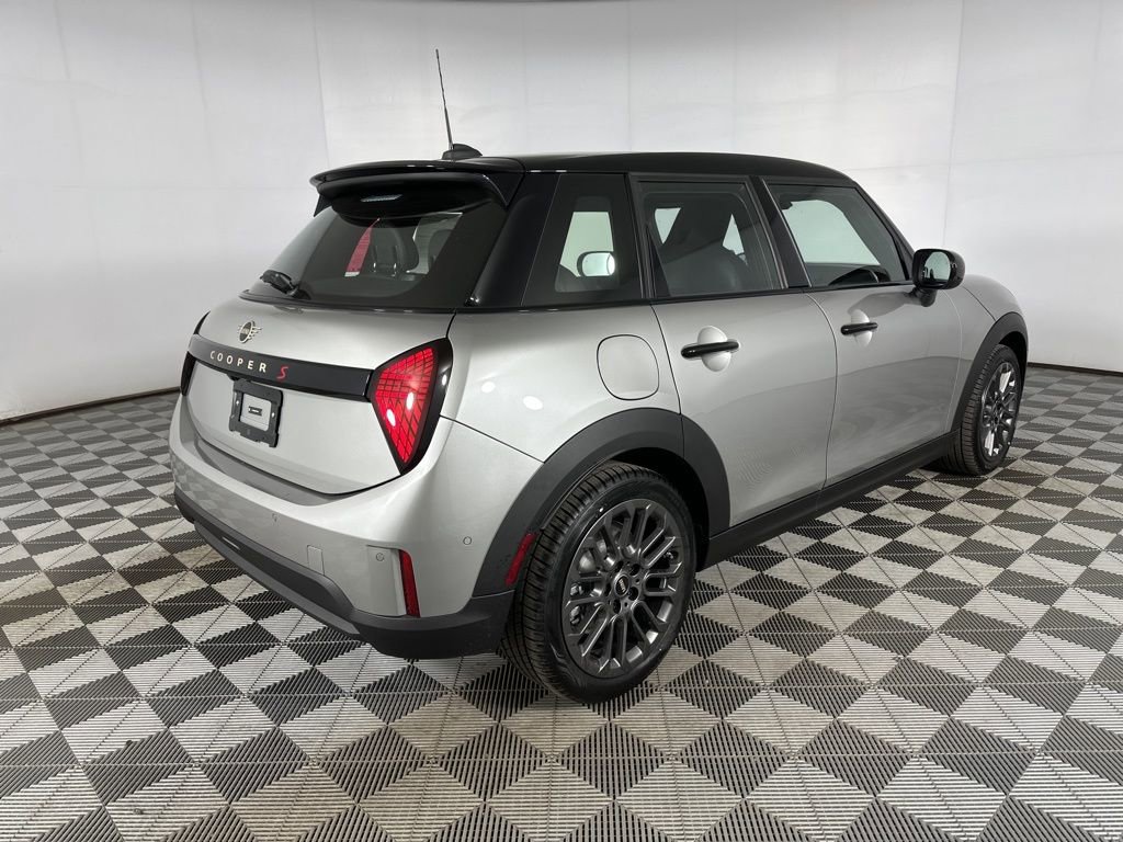 New 2026 MINI Cooper S image 21