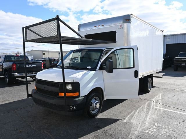 Used 2017 Chevrolet Express 3500 image 14