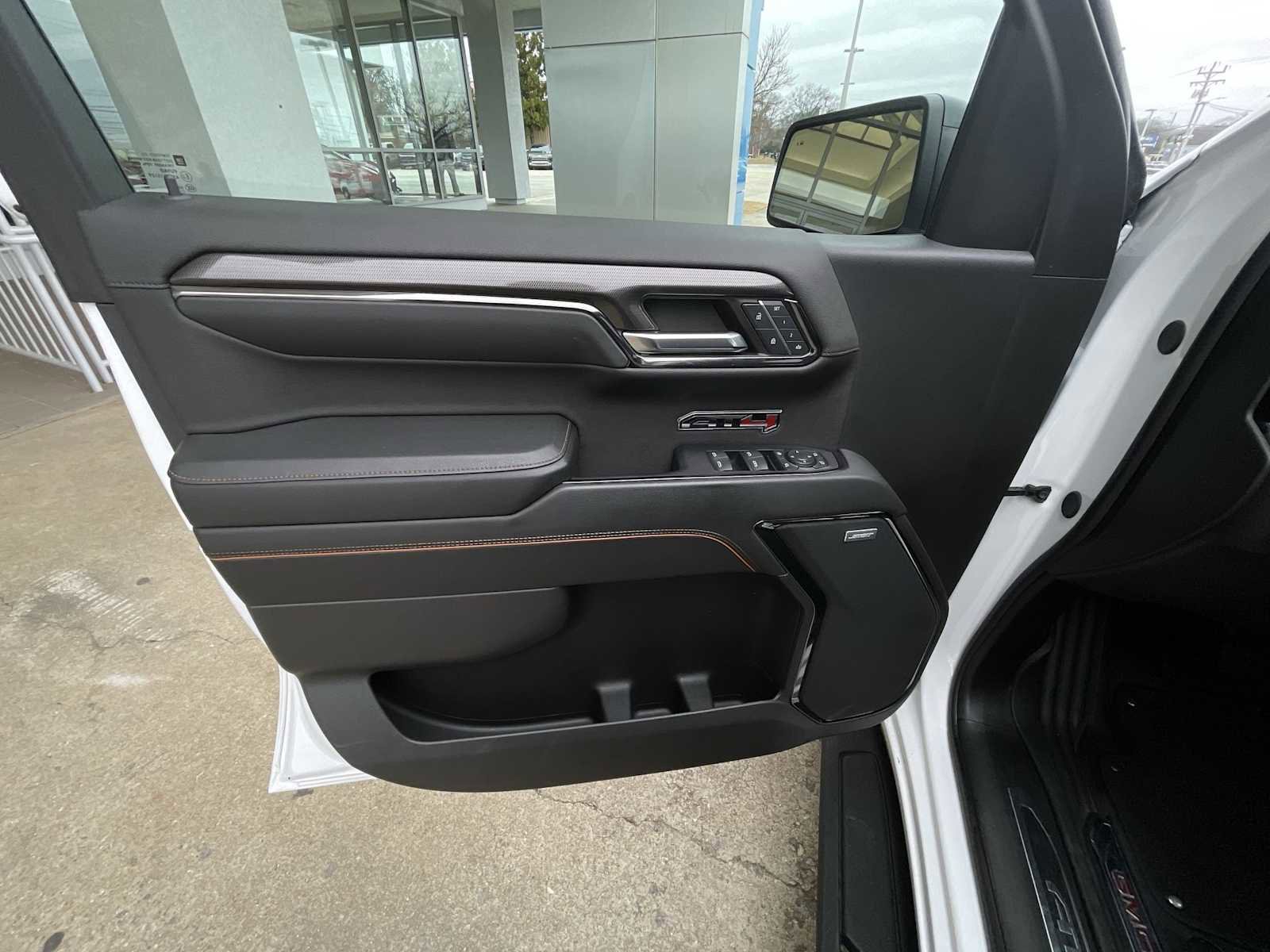 Certified 2024 GMC Sierra 1500 AT4 w/ Technology Package image 22